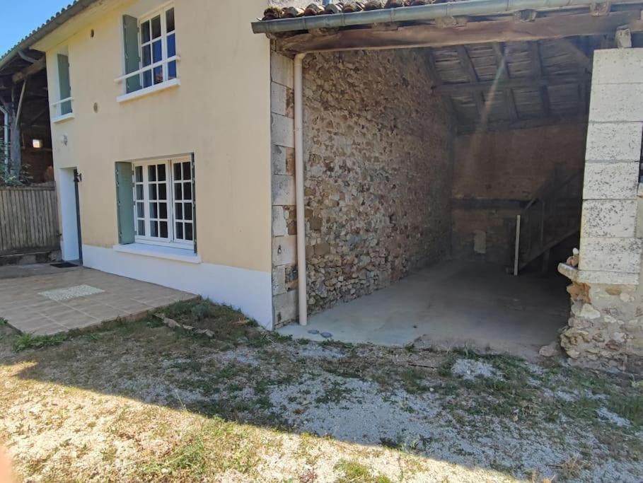 Maison De Campagne, Bulle De Verdure Montbron Ngoại thất bức ảnh